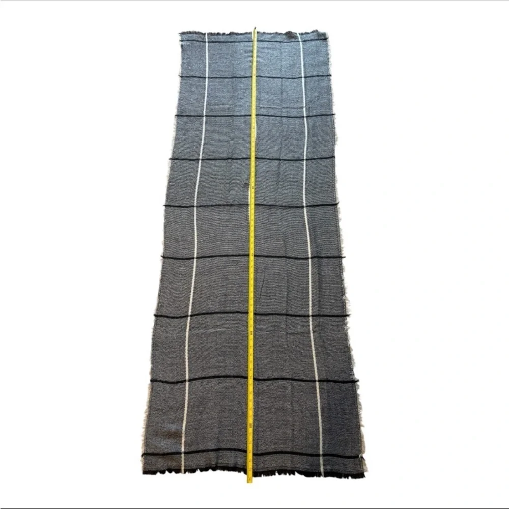NWT Altare Gray & Black Woven Men's Muffler Scarf Size OS